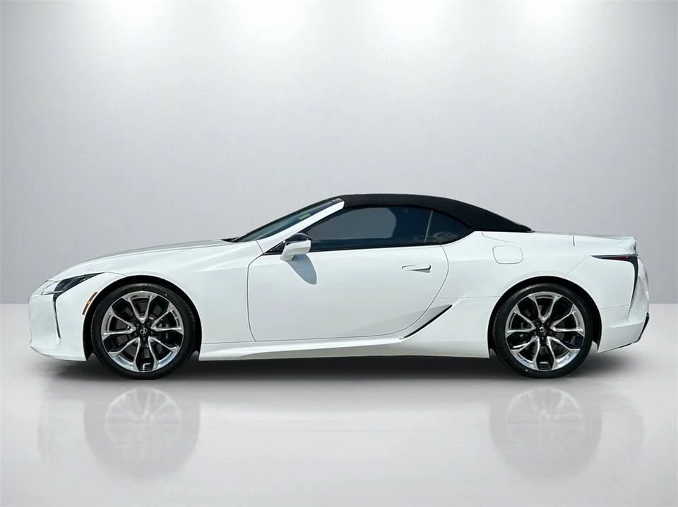 2021 Lexus LC - Image 12 of 18
