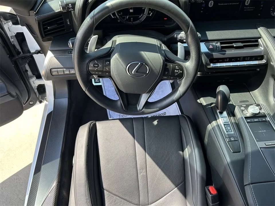 2021 Lexus LC - Image 8 of 18