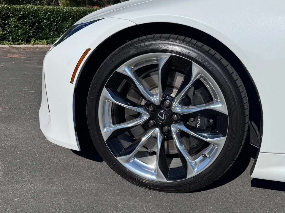 2021 Lexus LC - Image 19 of 20