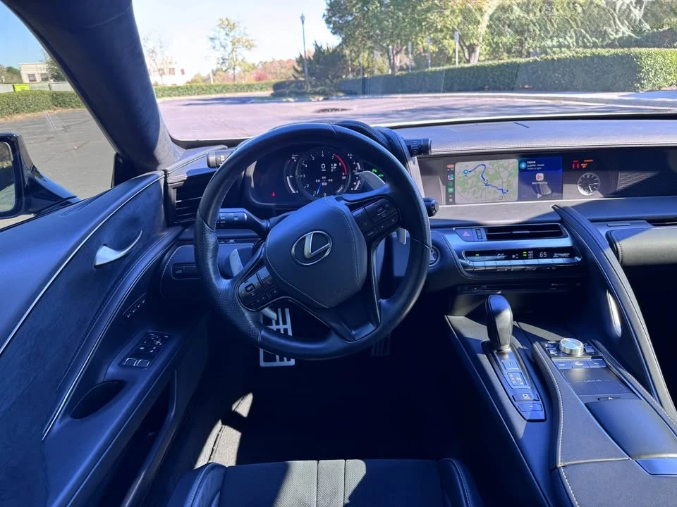 2021 Lexus LC - Image 14 of 20
