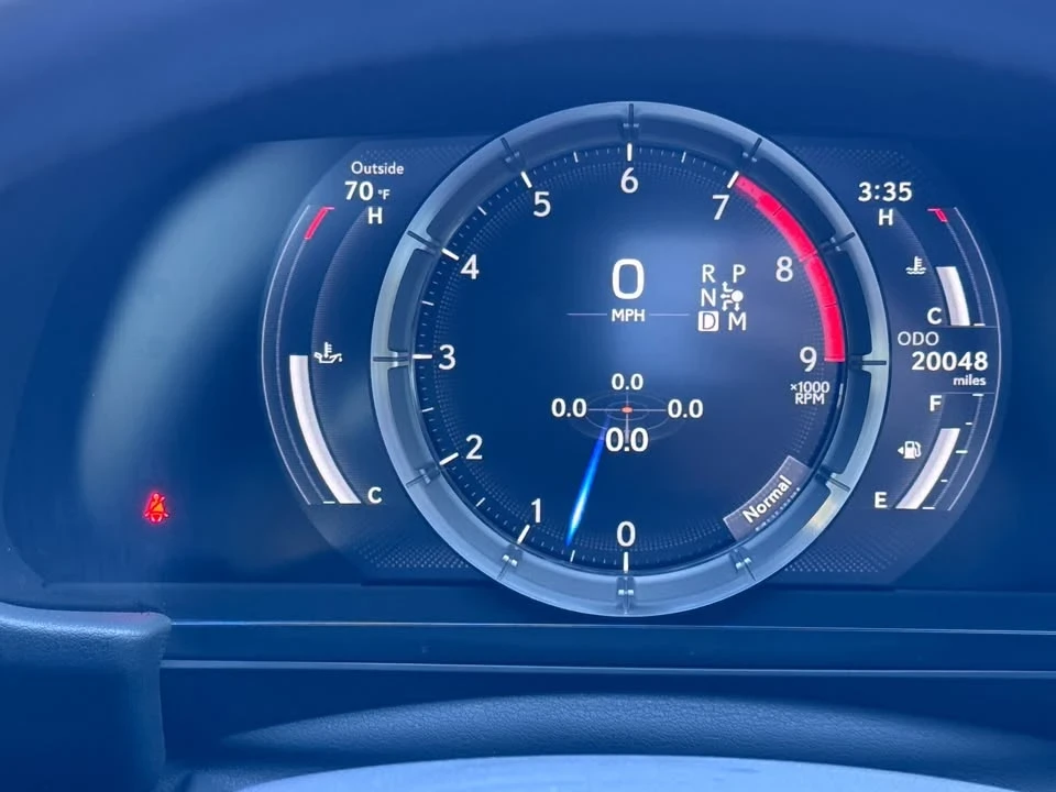 2021 Lexus LC - Image 16 of 20