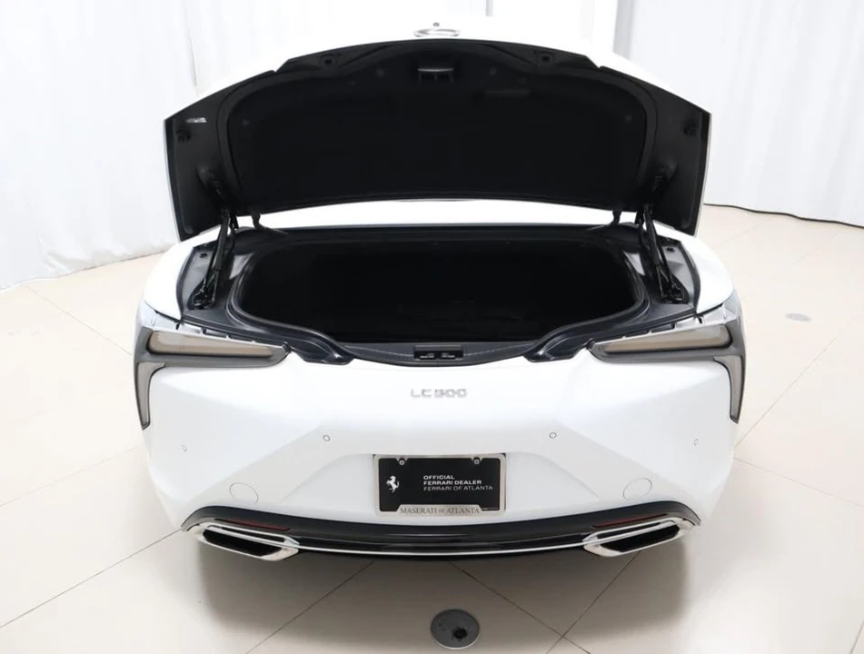 2021 Lexus LC - Image 9 of 18