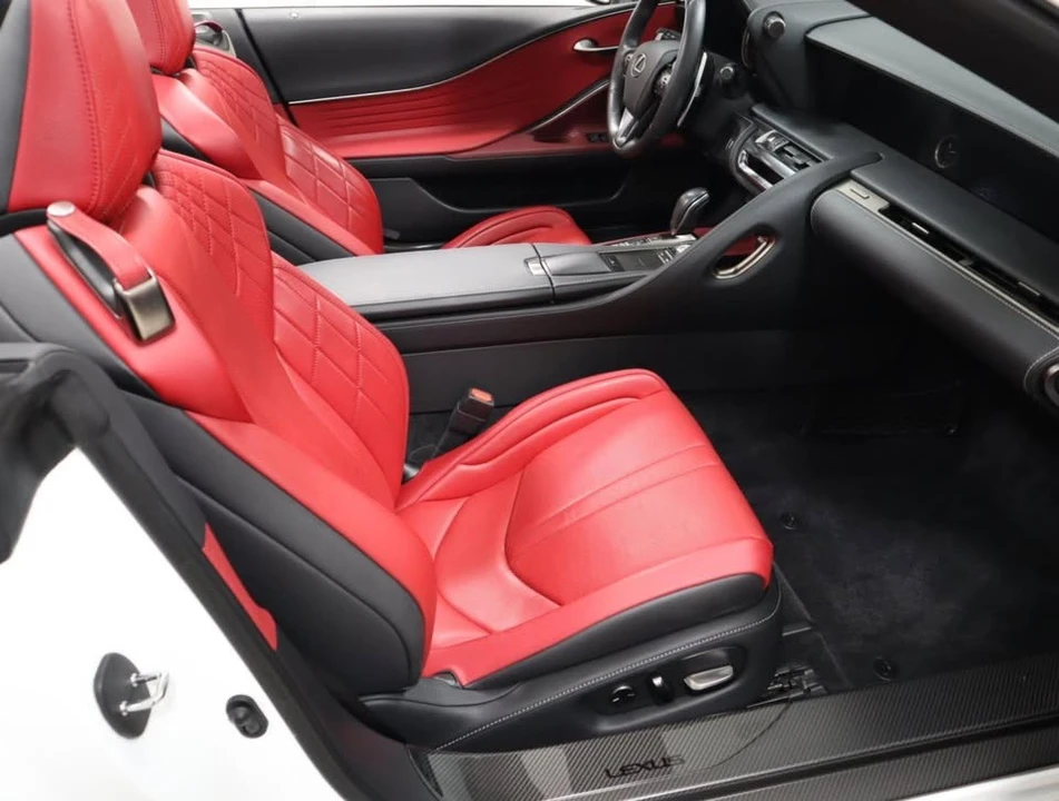 2021 Lexus LC - Image 11 of 18