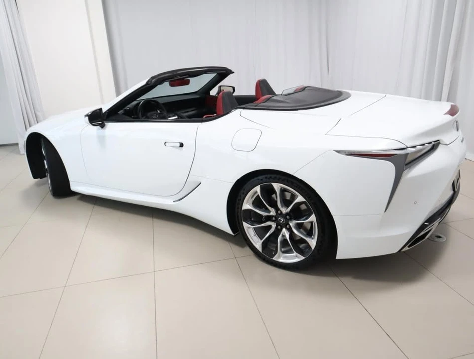 2021 Lexus LC - Image 3 of 18