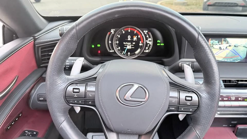 2021 Lexus LC - Image 20 of 20
