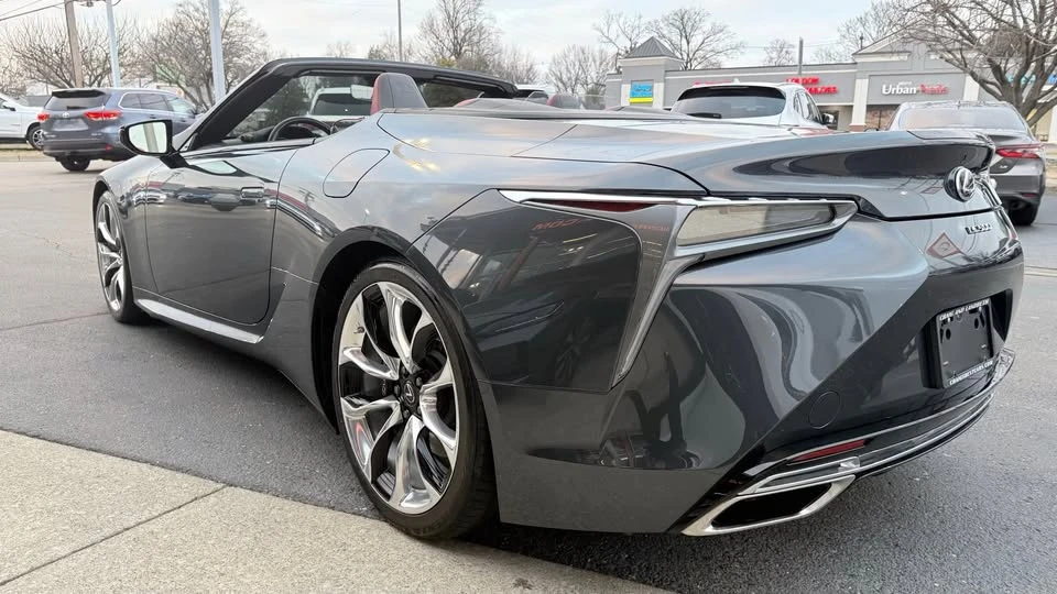 2021 Lexus LC - Image 8 of 20