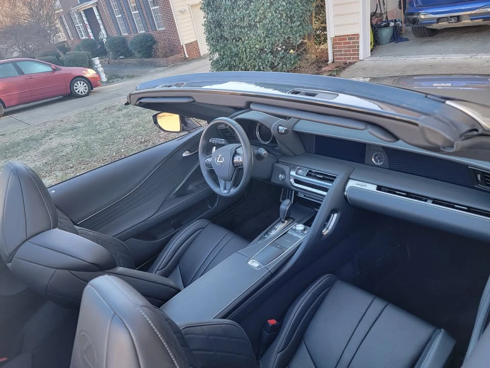 2021 Lexus LC - Image 15 of 15
