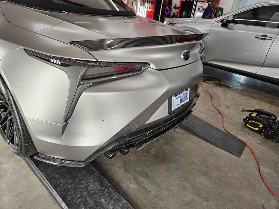 2021 Lexus LC - Image 4 of 15