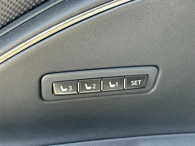 2021 Lexus LC - Image 13 of 20