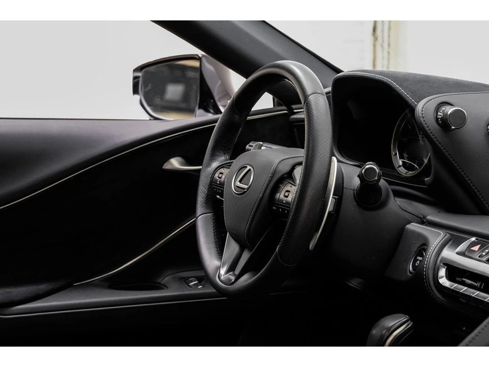 2021 Lexus LC - Image 12 of 20