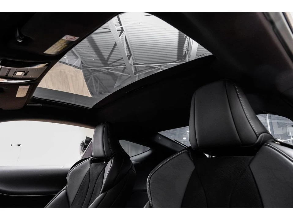 2021 Lexus LC - Image 5 of 20