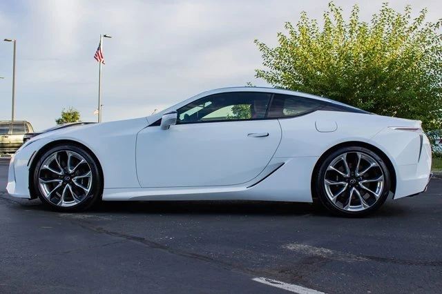 2021 Lexus LC - Image 3 of 15