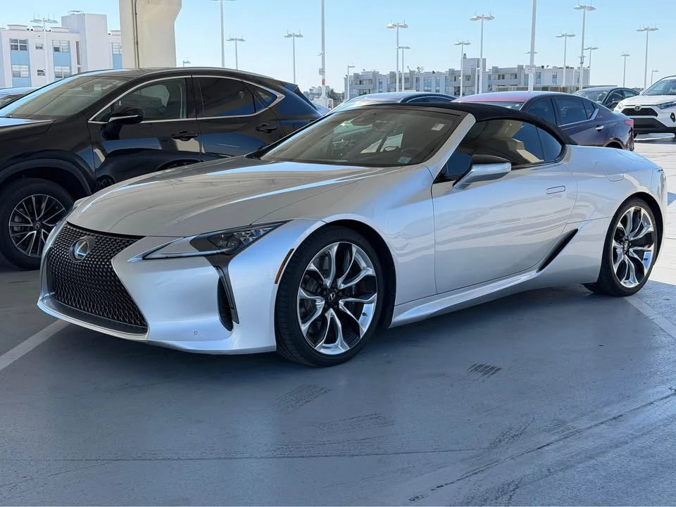2021 Lexus LC - Image 2 of 13