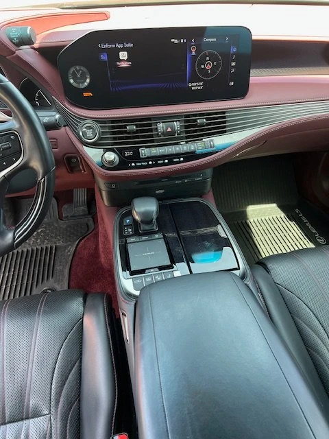 2021 Lexus LS 5th Gen - Image 11 of 20