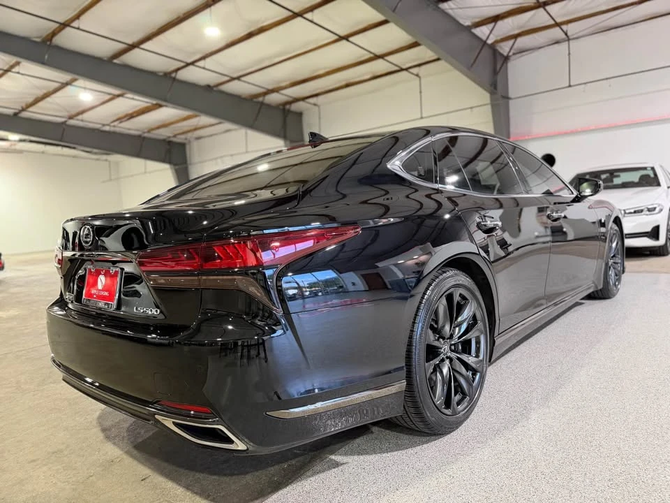 2021 Lexus LS 5th Gen - Image 12 of 15