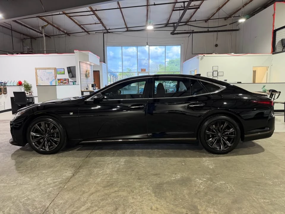 2021 Lexus LS 5th Gen - Image 15 of 15