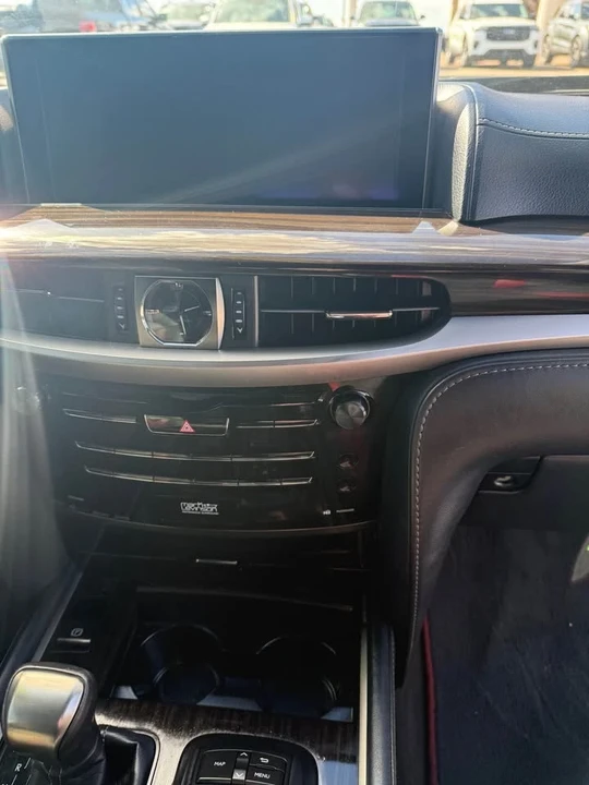 2021 Lexus LX 3rd Gen - Image 7 of 12