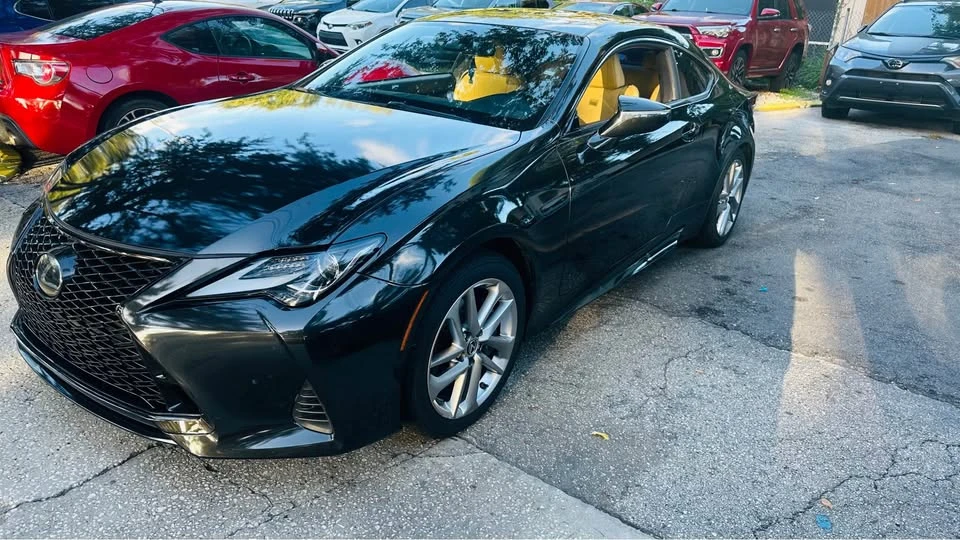2021 Lexus RC - Image 3 of 12