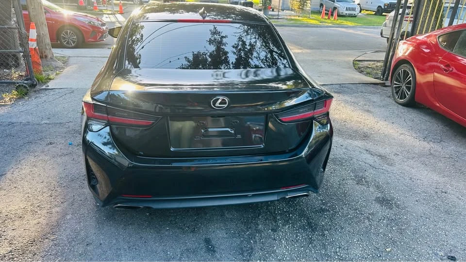 2021 Lexus RC - Image 4 of 12