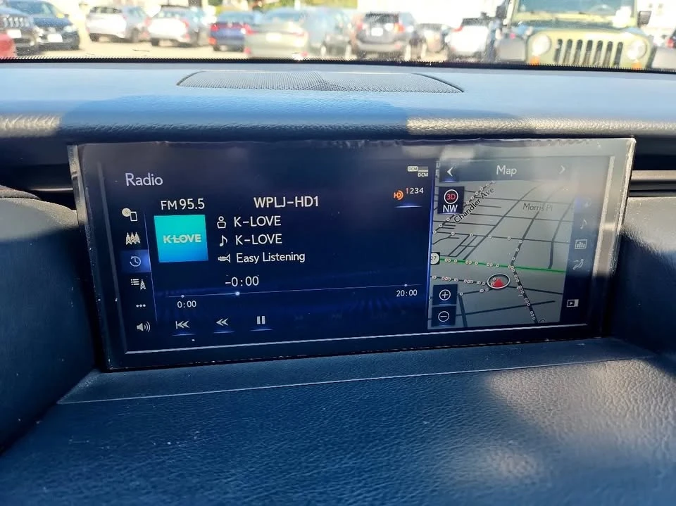 2021 Lexus RC F - Image 13 of 19
