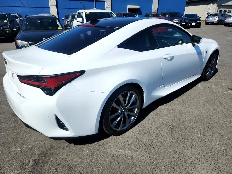 2021 Lexus RC F - Image 7 of 19