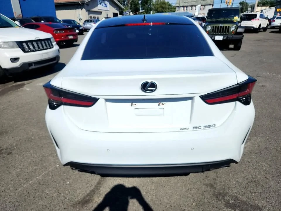 2021 Lexus RC F - Image 5 of 19