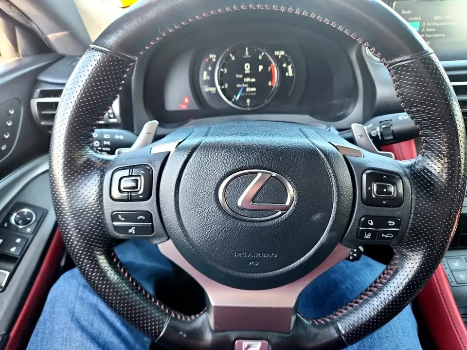 2021 Lexus RC F - Image 11 of 19