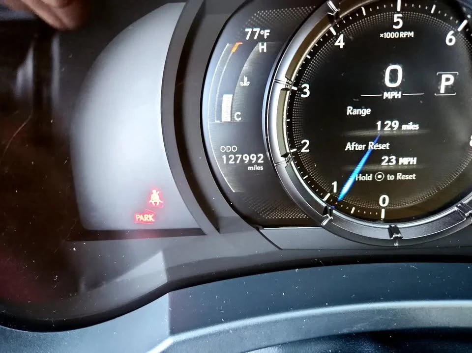 2021 Lexus RC F - Image 12 of 19