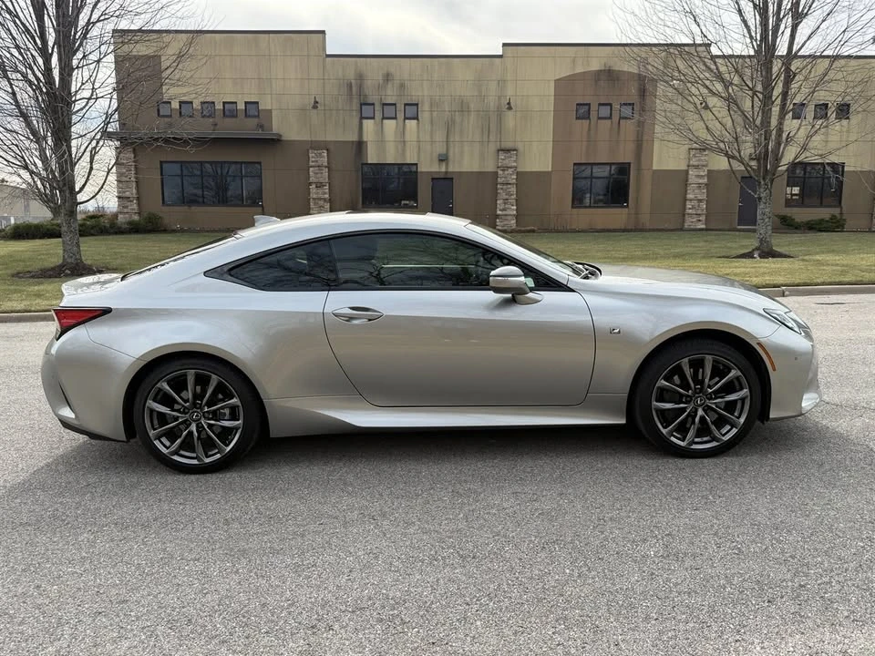 2021 Lexus RC - Image 5 of 20