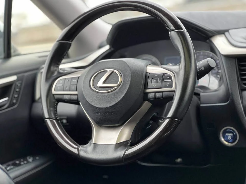 2021 Lexus RX 4th Gen - Image 16 of 19