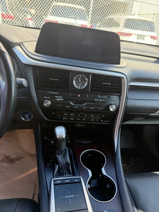 2021 Lexus RX 4th Gen - Image 8 of 9