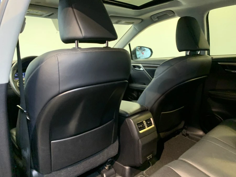 2021 Lexus RX 4th Gen - Image 16 of 18