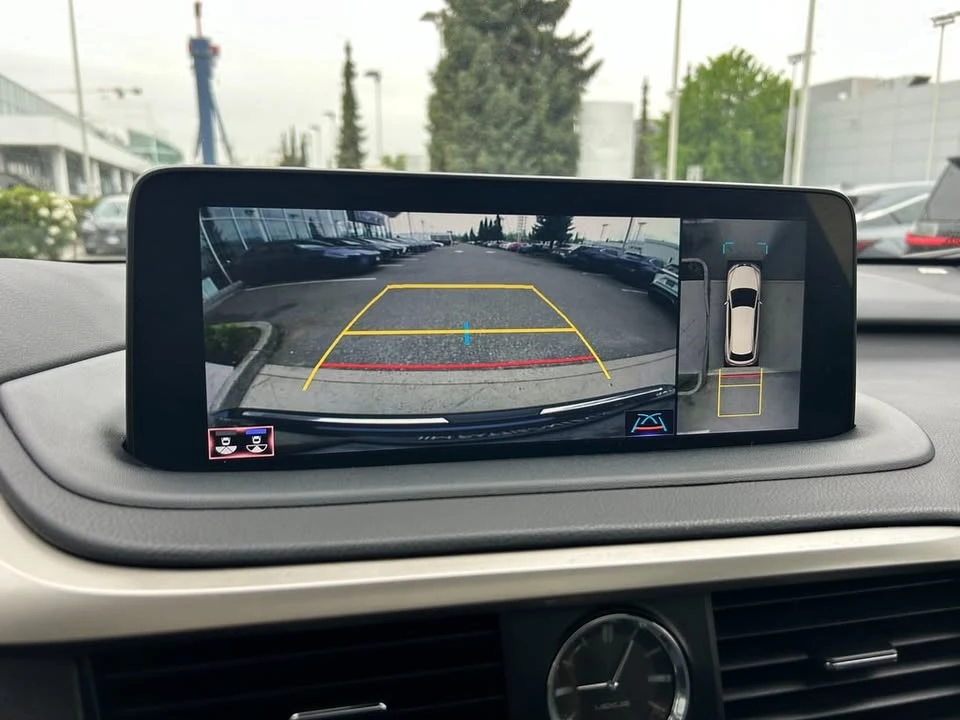 2021 Lexus RX 4th Gen - Image 11 of 20