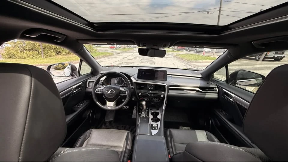 2021 Lexus RX 4th Gen - Image 15 of 18