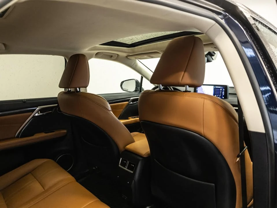 2021 Lexus RX 4th Gen - Image 16 of 17