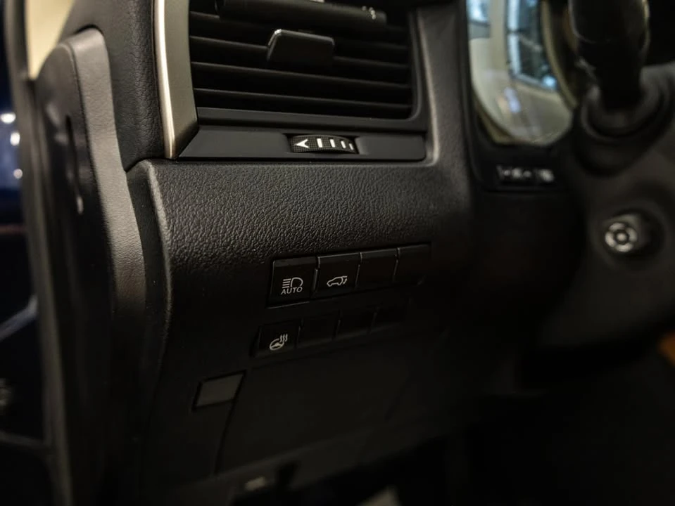 2021 Lexus RX 4th Gen - Image 6 of 17