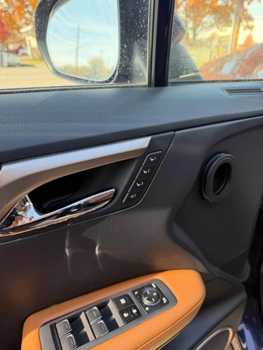 2021 Lexus RX 4th Gen - Image 5 of 15