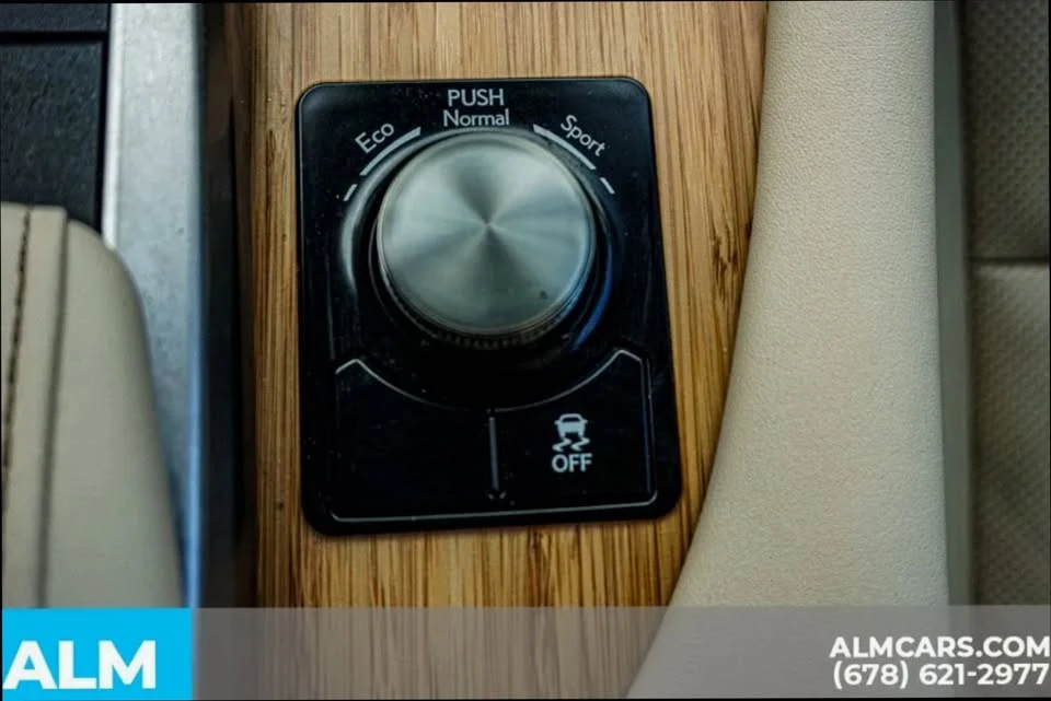 2021 Lexus RX 4th Gen - Image 9 of 13