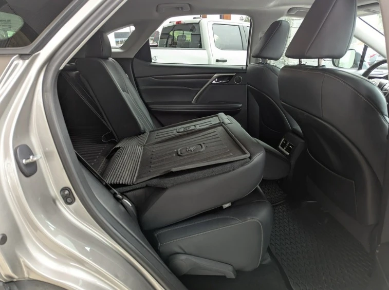2021 Lexus RX 4th Gen - Image 6 of 10