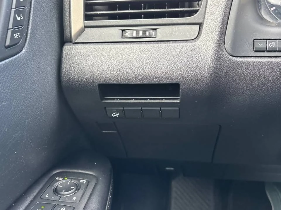 2021 Lexus RX 4th Gen - Image 10 of 13