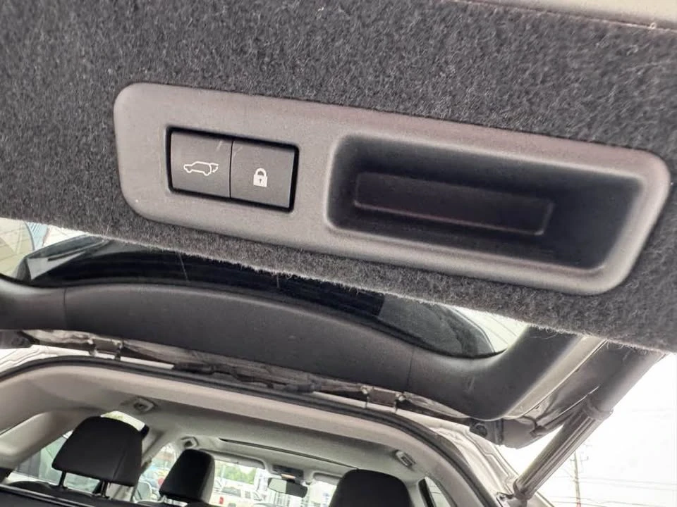 2021 Lexus RX 4th Gen - Image 13 of 17