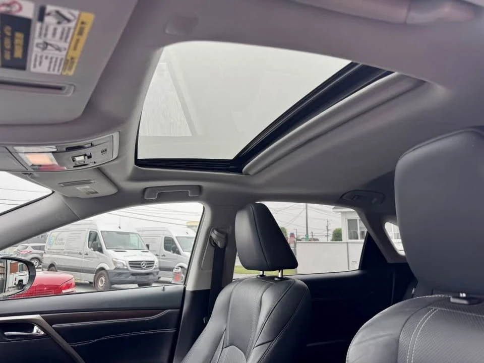 2021 Lexus RX 4th Gen - Image 14 of 17