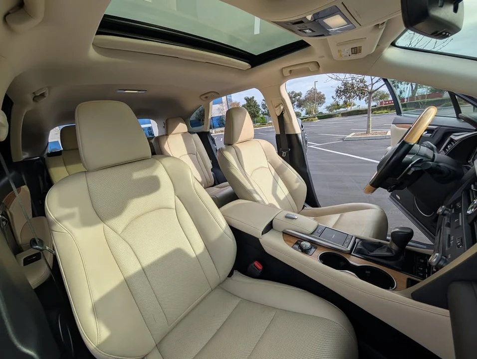 2021 Lexus RX 4th Gen - Image 7 of 20