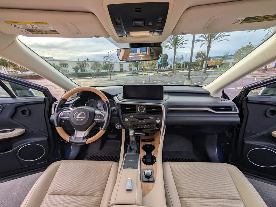2021 Lexus RX 4th Gen - Image 8 of 20