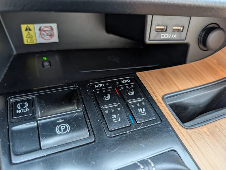 2021 Lexus RX 4th Gen - Image 17 of 20