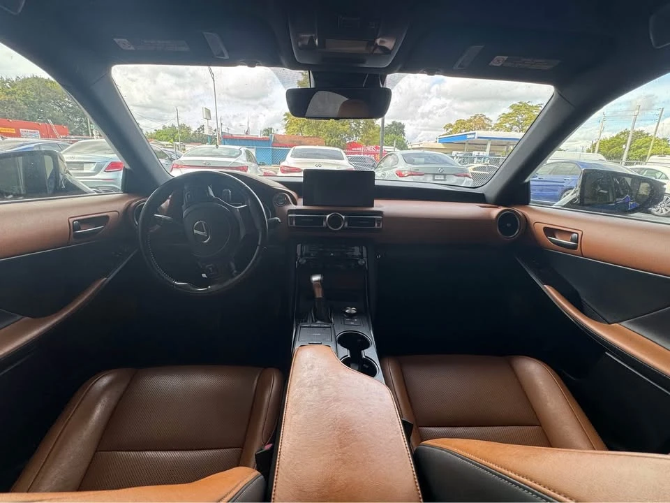 2021 Lexus IS 3rd Gen - Image 6 of 9