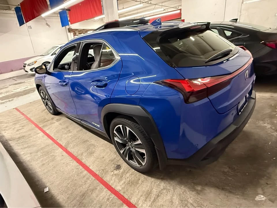 2021 Lexus NX - Image 5 of 12