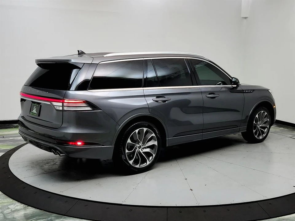 2021 Lincoln Aviator 2nd Gen - Image 5 of 12