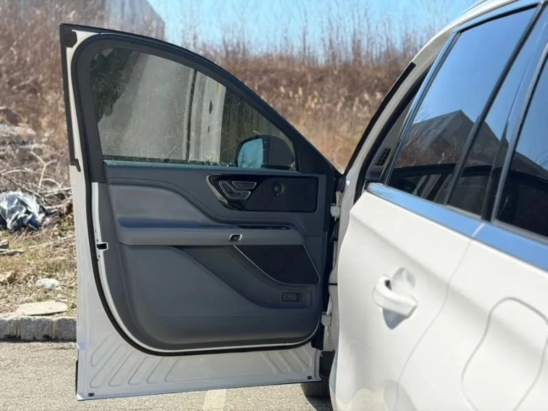 2021 Lincoln Aviator 2nd Gen - Image 11 of 12