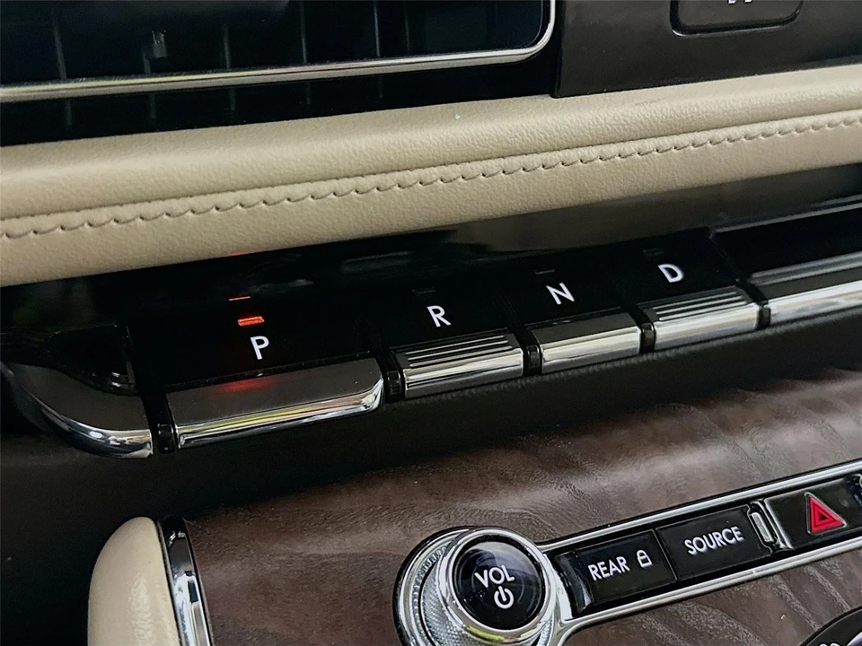 2021 Lincoln Aviator 2nd Gen - Image 15 of 21